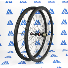 U shape 35mm depth Hand-built 700C carbon 25mm wide clincher road bicycle wheels for tubeless compatible
